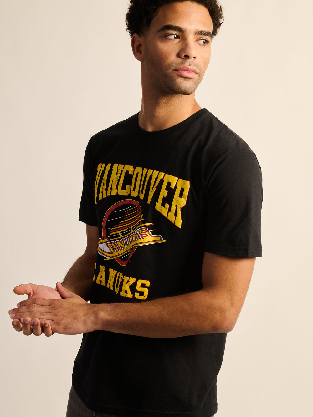 NHL VANCOUVER CANUCKS T-SHIRT