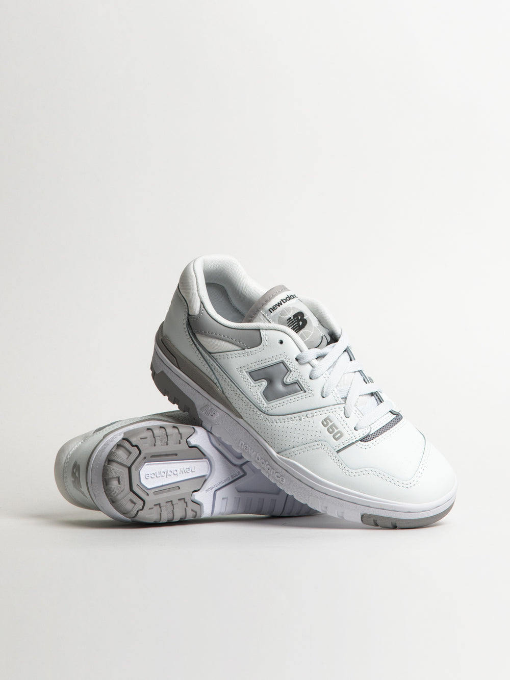 NEW BALANCE WOMENS NEW BALANCE THE 550 SNEAKER - WHITE/RAINCLOUD - Boathouse