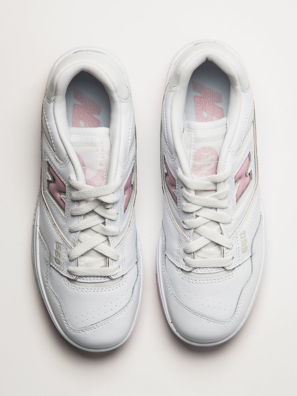 WOMENS NEW BALANCE THE 550 SNEAKER - WHITE/TWILIGHT HAZE