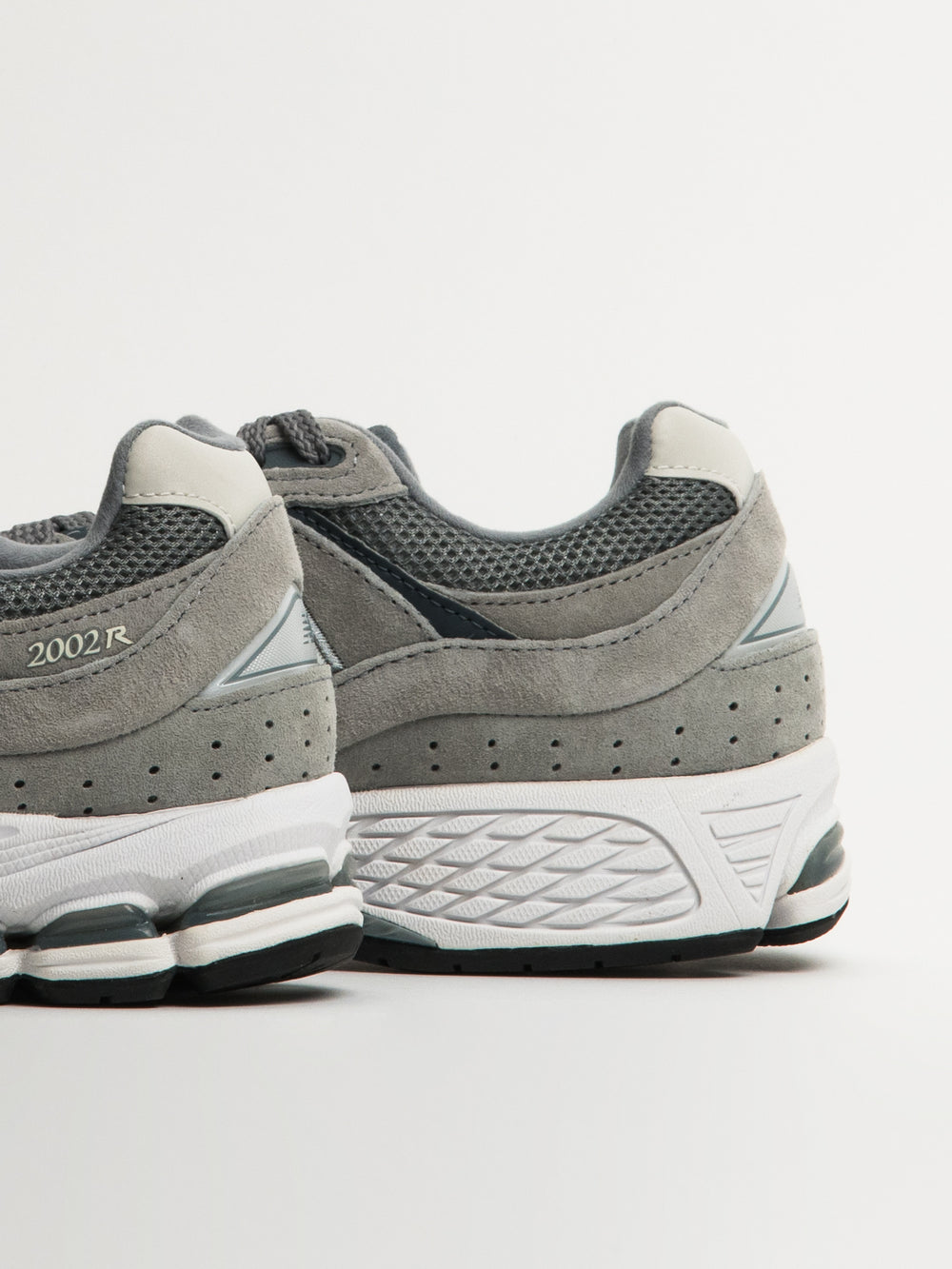 BASKETS NEW BALANCE 2002 POUR HOMMES - GRIS ACIER