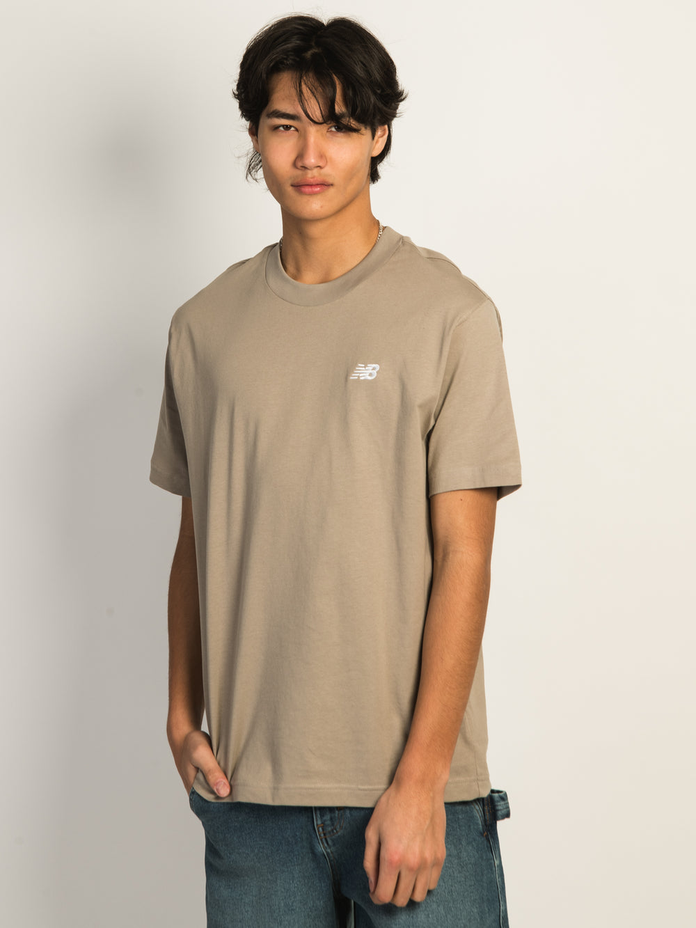 T-SHIRT NEW BALANCE ESSENTIAL - STONE