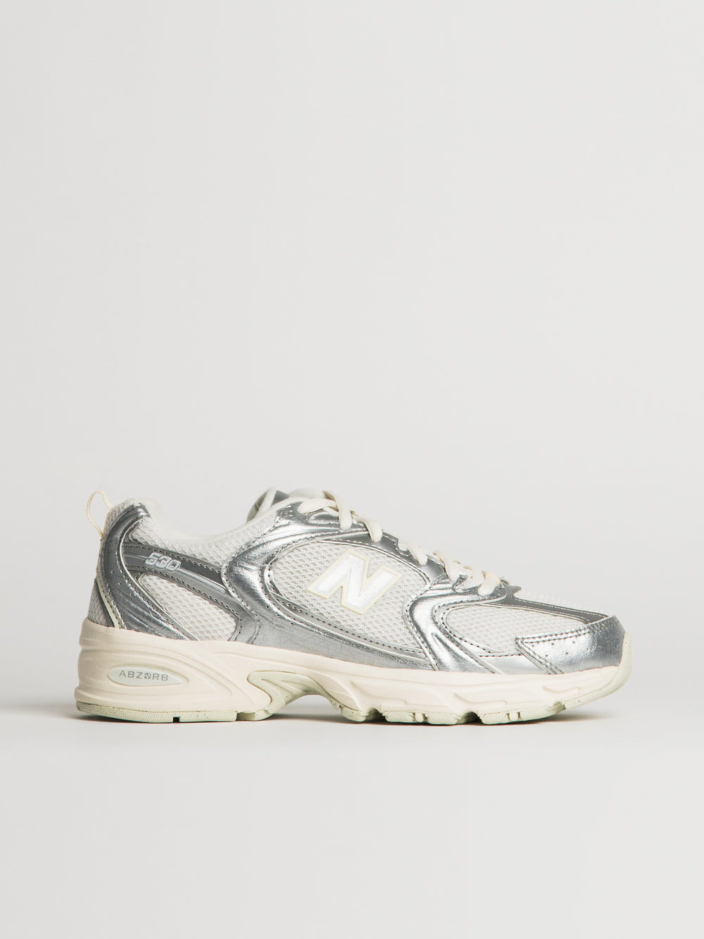 WOMENS NEW BALANCE THE 530 SNEAKER - SILVER