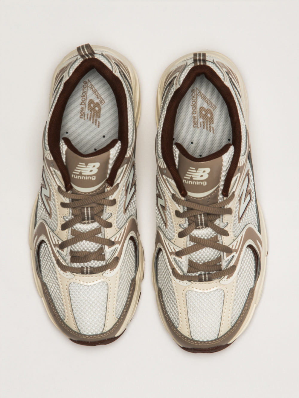 NEW BALANCE LA BASKET 530 - CRÈME