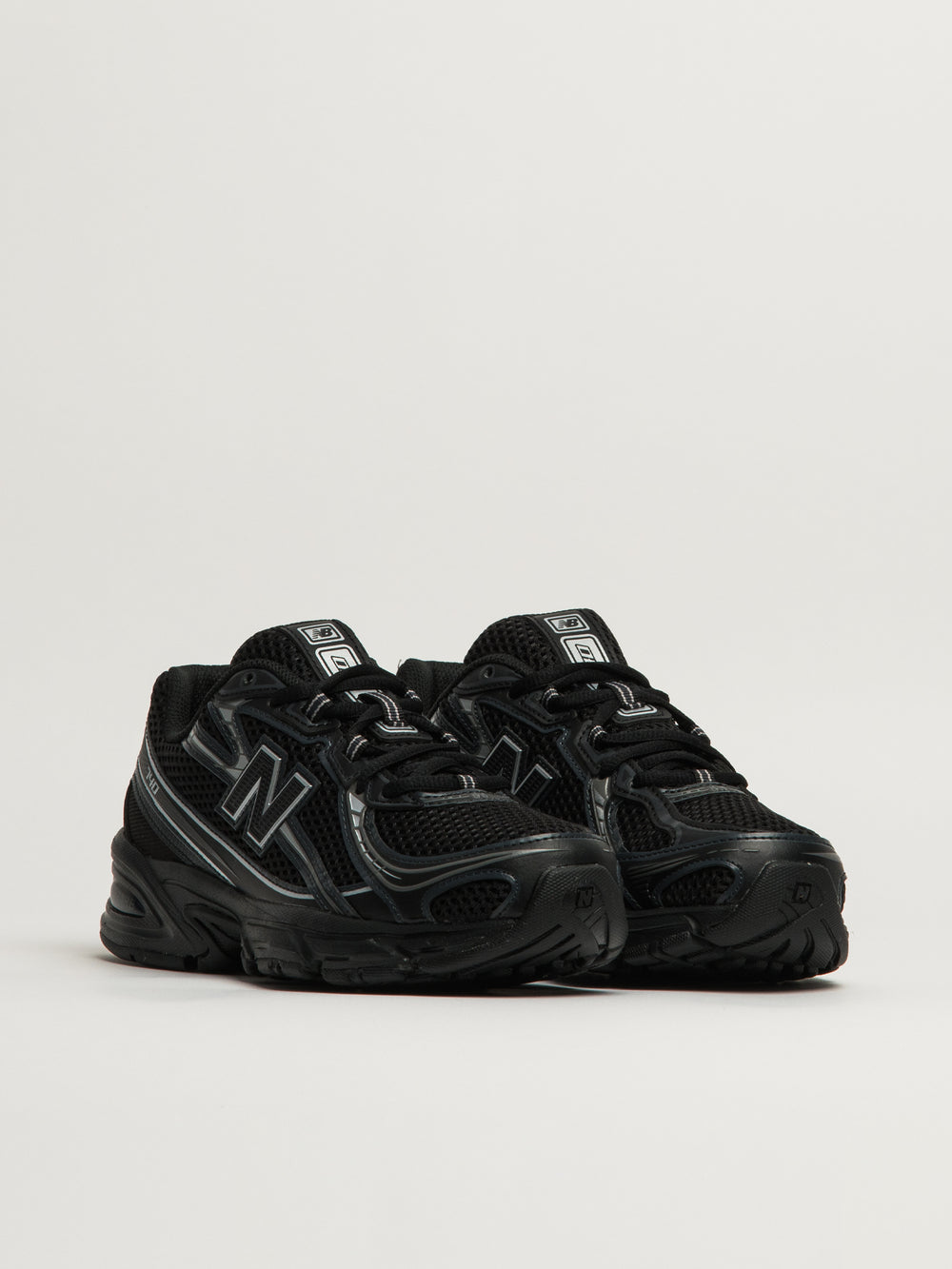 NEW BALANCE FEMME LE 740 - NOIR