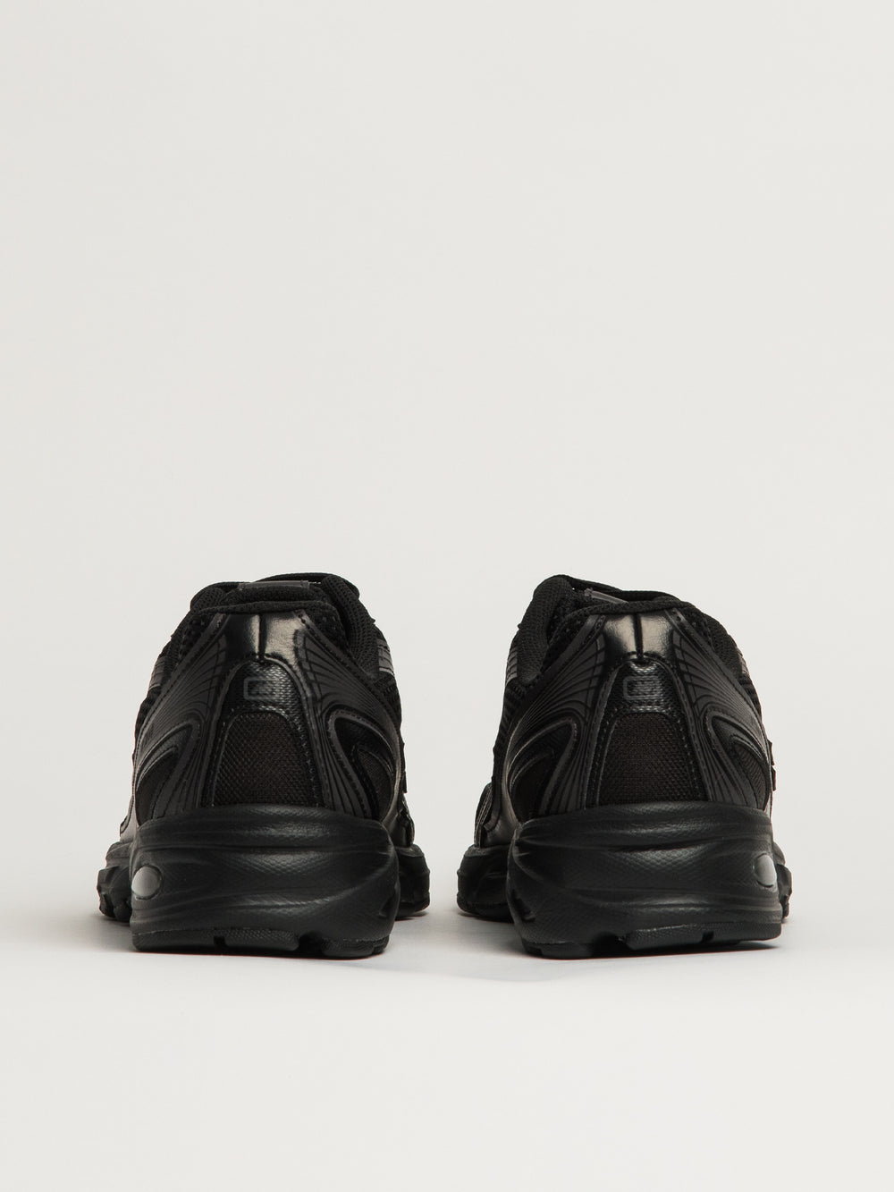NEW BALANCE THE 740 SNEAKER - BLACK