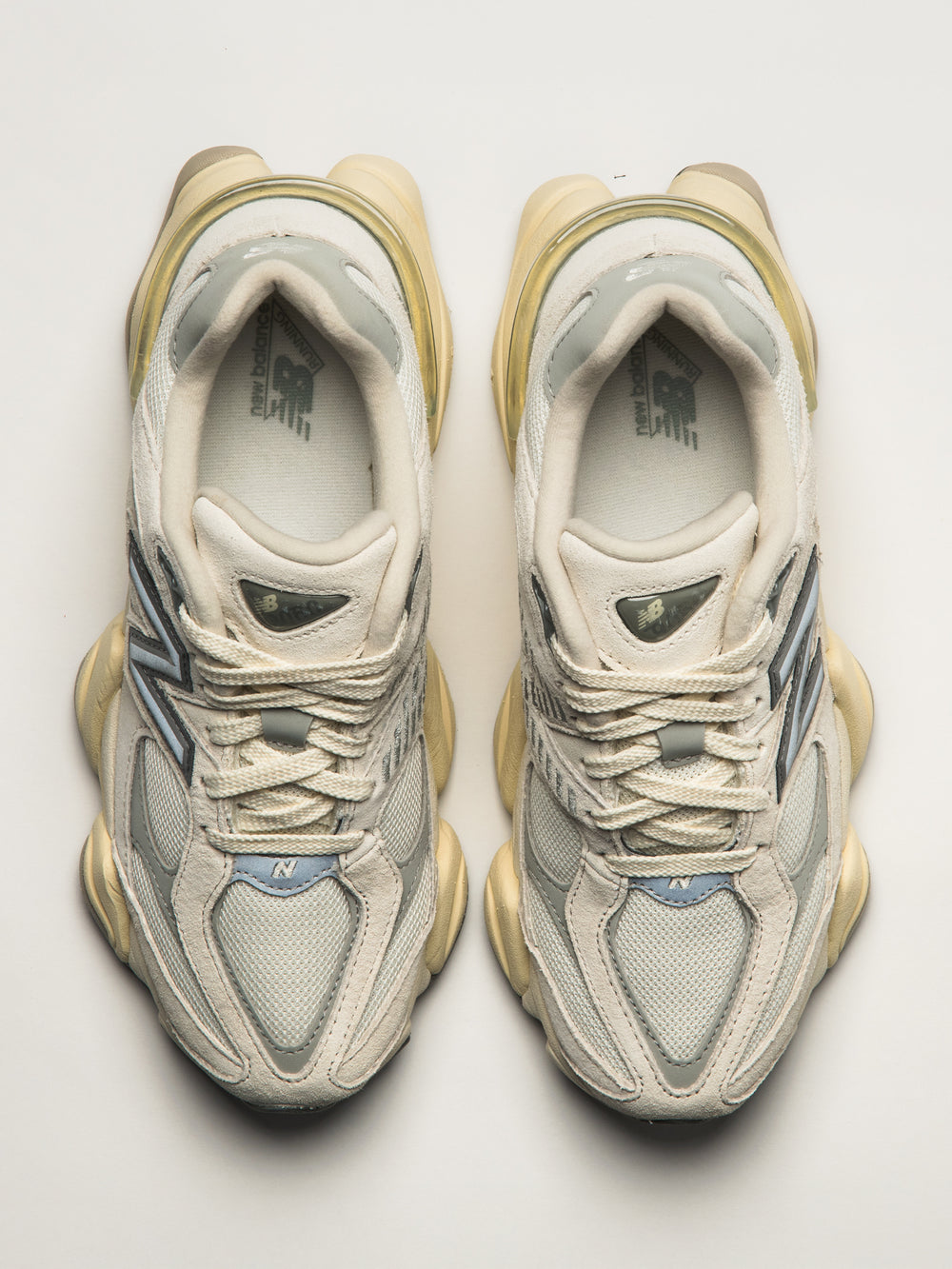WOMENS NEW BALANCE THE 9060 SNEAKER - WHITE
