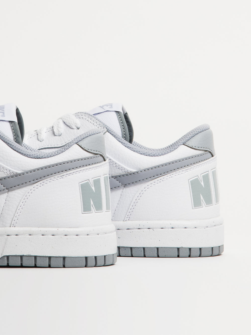 MENS NIKE BIG NIKE LOW SNEAKER - WHITE/WOLF GREY