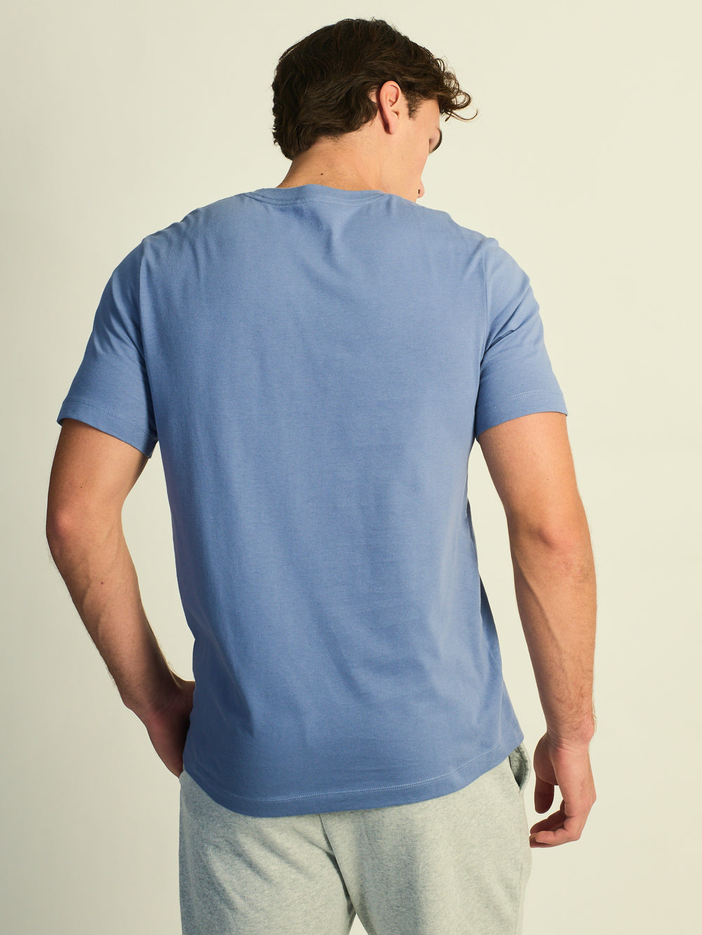 T-SHIRT NIKE SPORTSWEAR CLUB -INDIGO