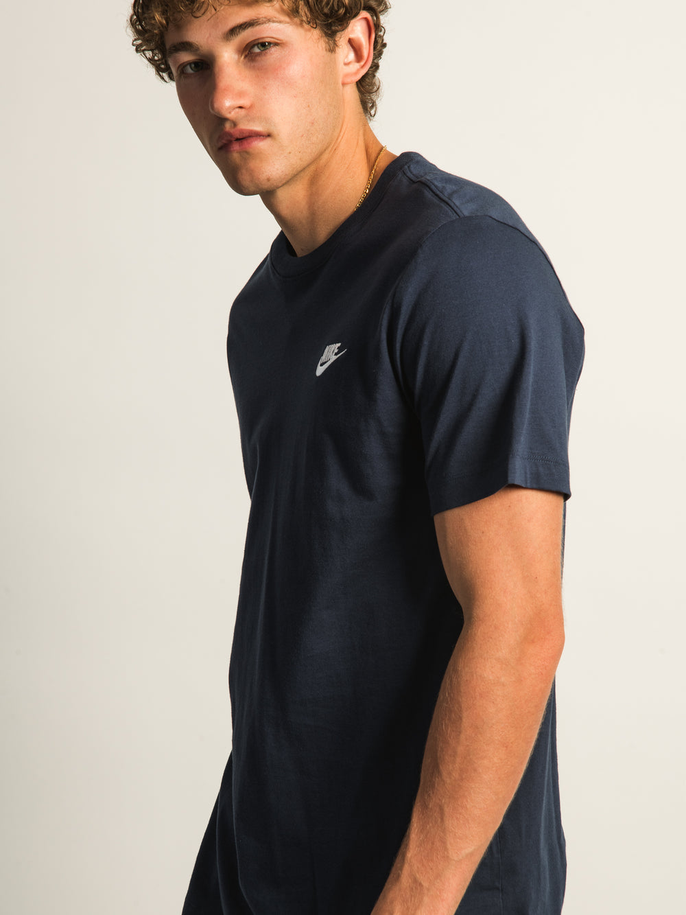 NIKE SPORTSWEAR CLUB T-SHIRT - MIDNIGHT