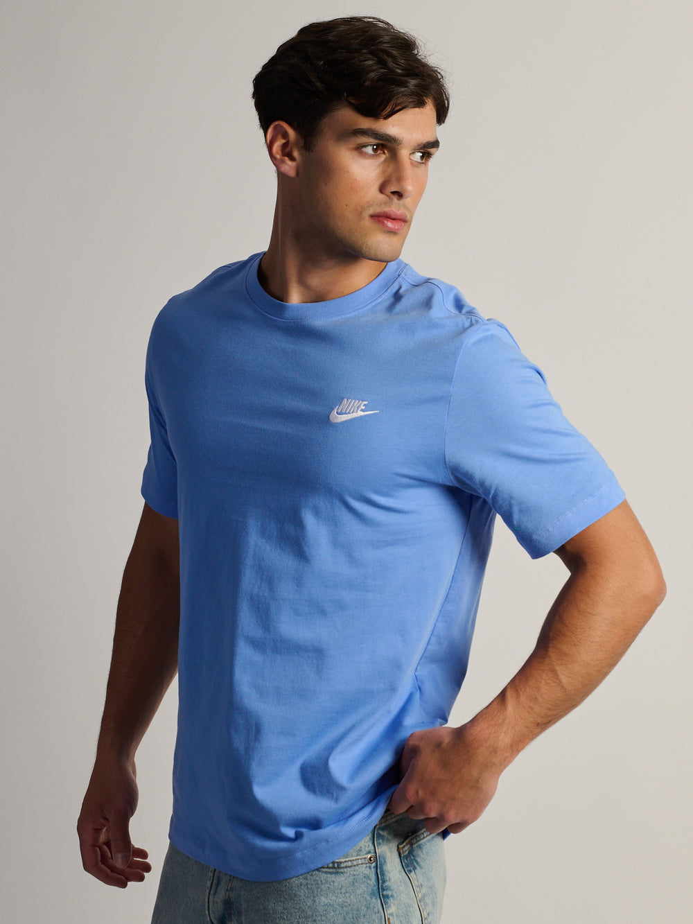 NIKE NIKE SPORTSWEAR CLUB T-SHIRT - ROYAL PULSE - Boathouse