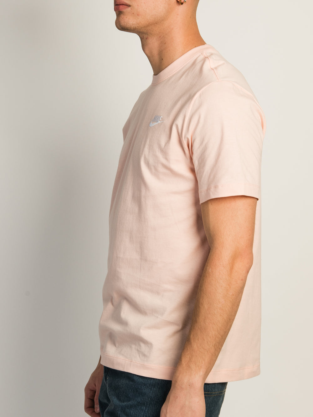 NIKE SPORTSWEAR CLUB T-SHIRT - CORAL