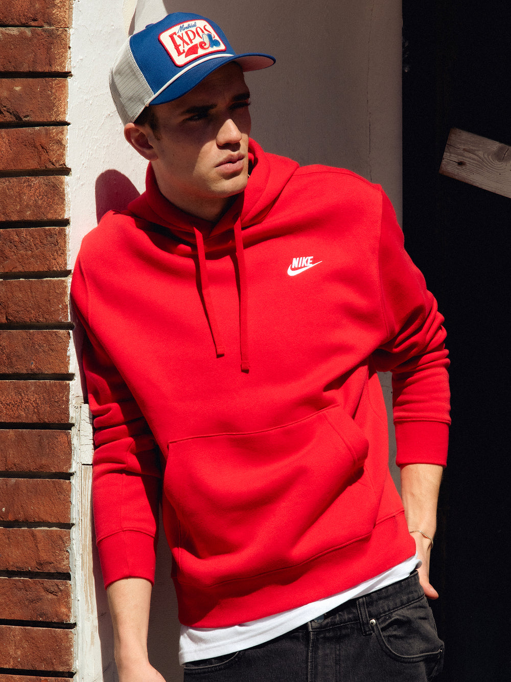 NIKE SPORTSWEAR CLUB PULLOVER HOODIE - RED