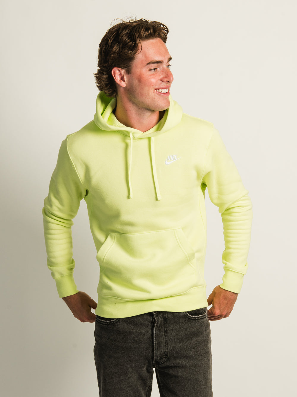 PULL-OVER À CAPUCHE NIKE SPORTSWEAR CLUB - LEMON TWIST