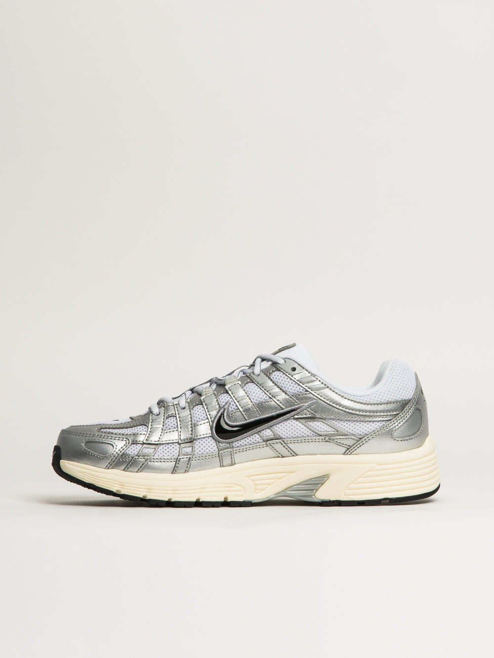 BASKETS NIKE P - 6000 POUR HOMMES - BLANC/NOIR