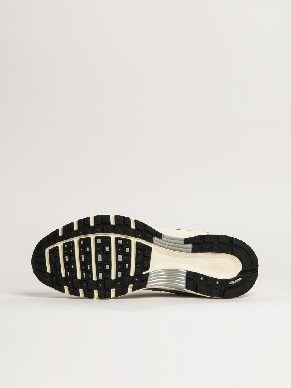 BASKETS NIKE P - 6000 POUR HOMMES - BLANC/NOIR