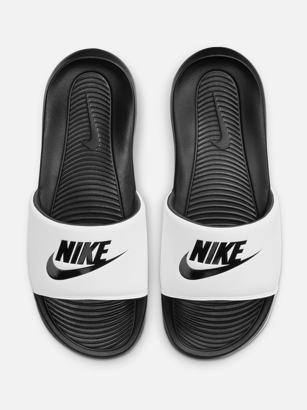 SLIDES NIKE VICTORI ONE POUR HOMMES - NOIR/BLANC