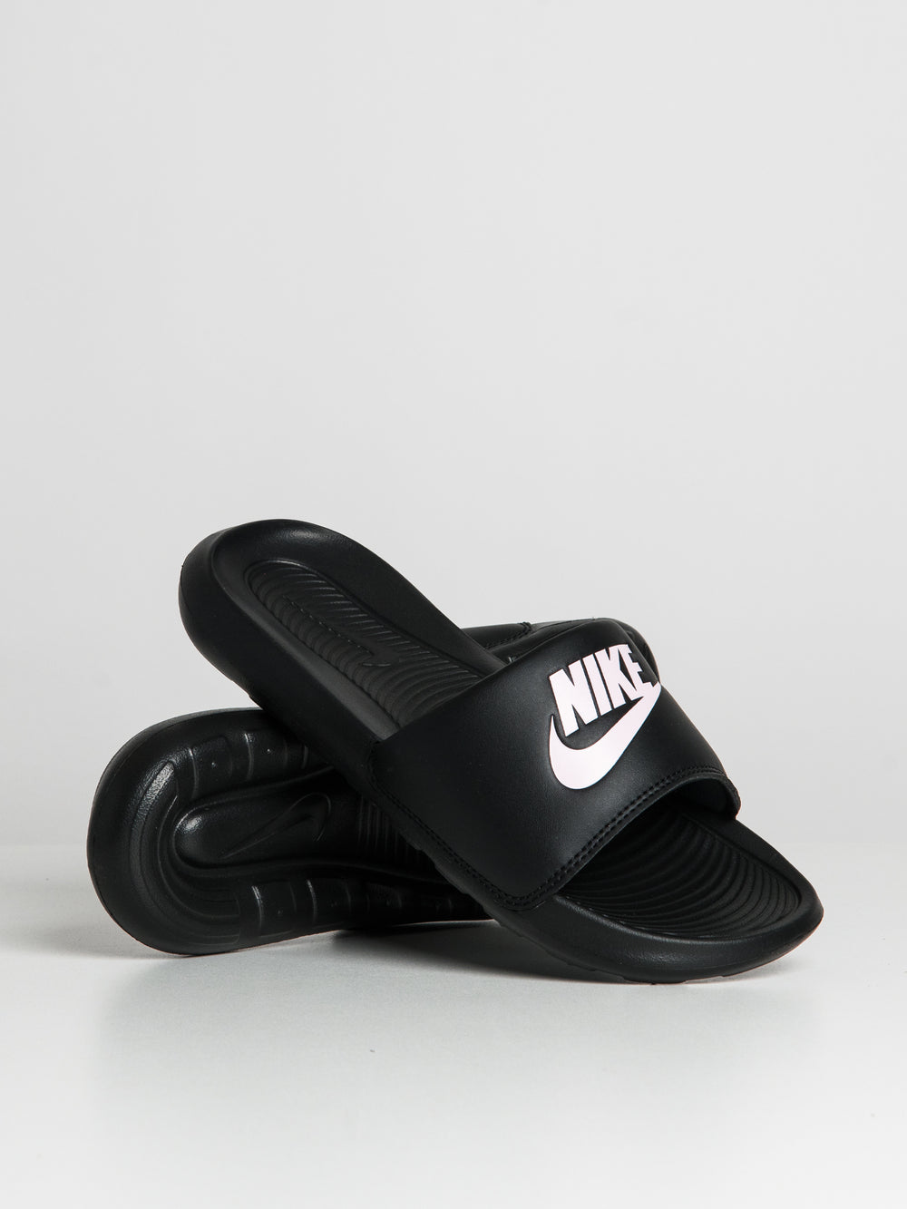 WOMENS NIKE VICTORI ONE SLIDES - BLACK/LIGHT ARCTIC PINK