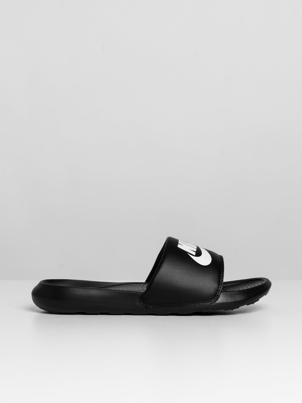 WOMENS NIKE VICTORI ONE SLIDES - BLACK/WHITE