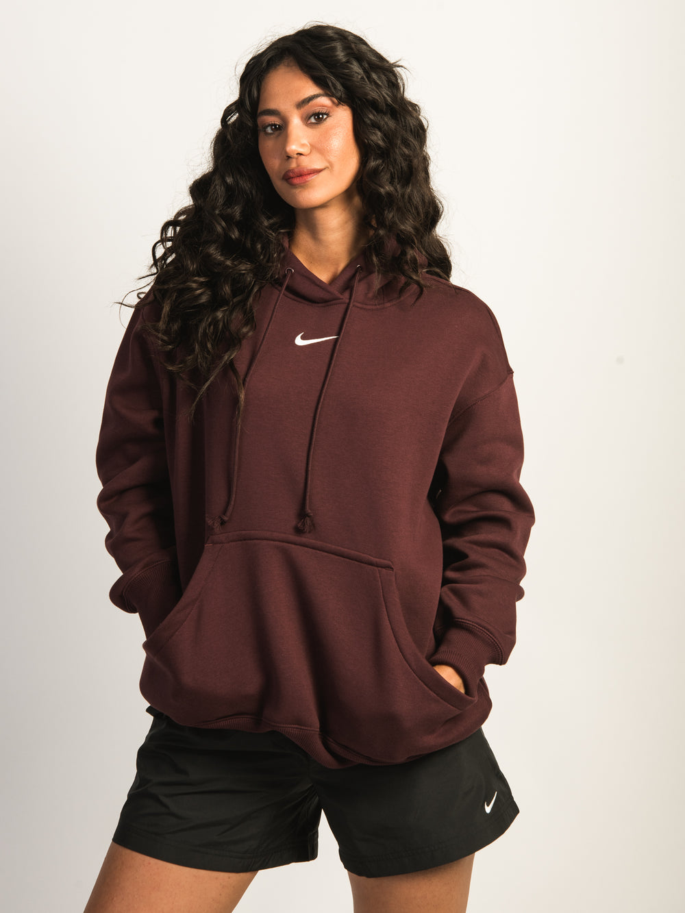 NIKE SPORTSWEAR PHOENIX FLEECE OVERSIZED HOODIE - BURGUNDY