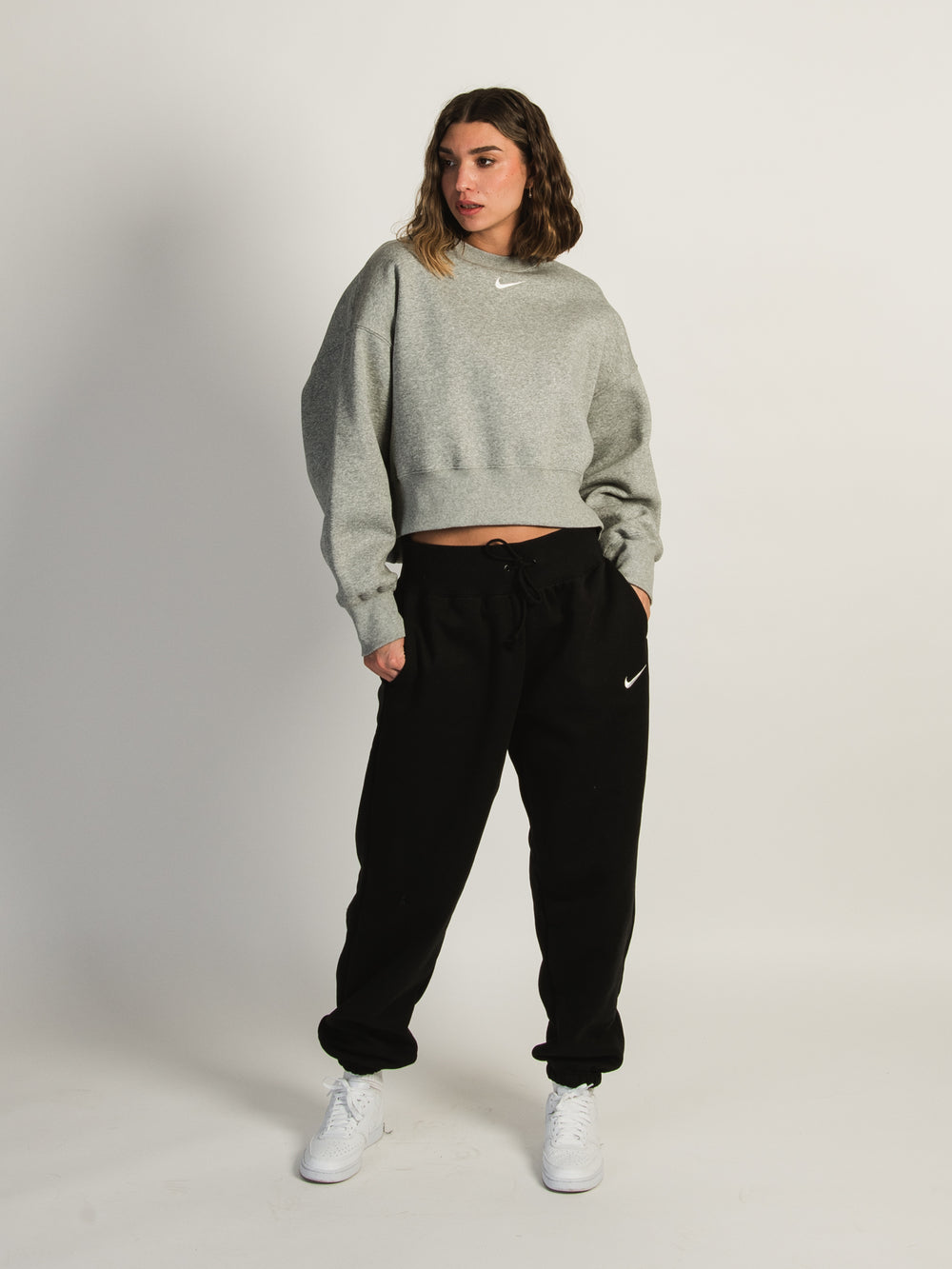 PANTALON DE SWEAT LOURD OVERSIZE NIKE - LIQUIDATION