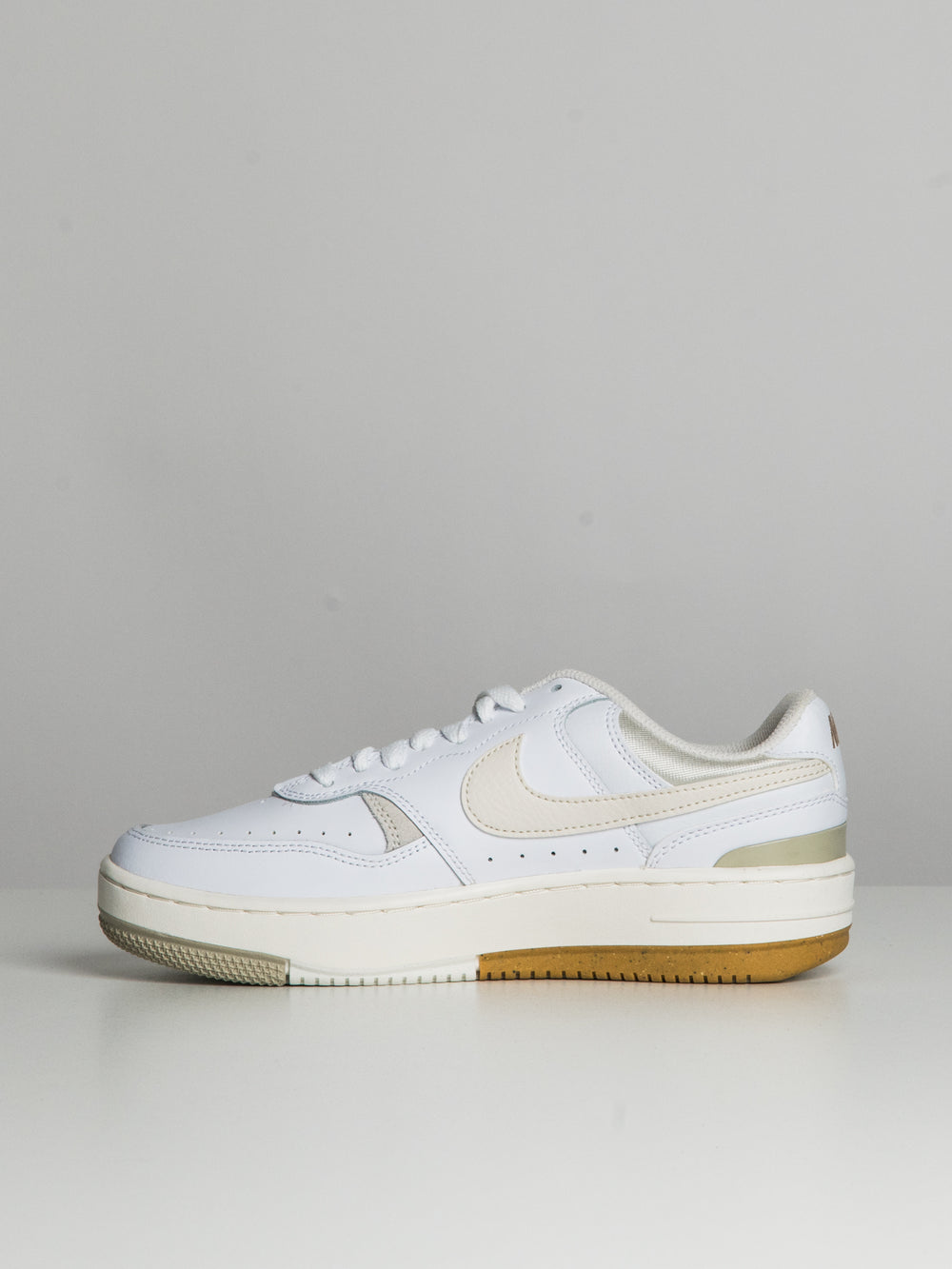 WOMENS NIKE GAMMA FORCE SNEAKER - WHITE/LIGHT BONE/SANDDRIFT