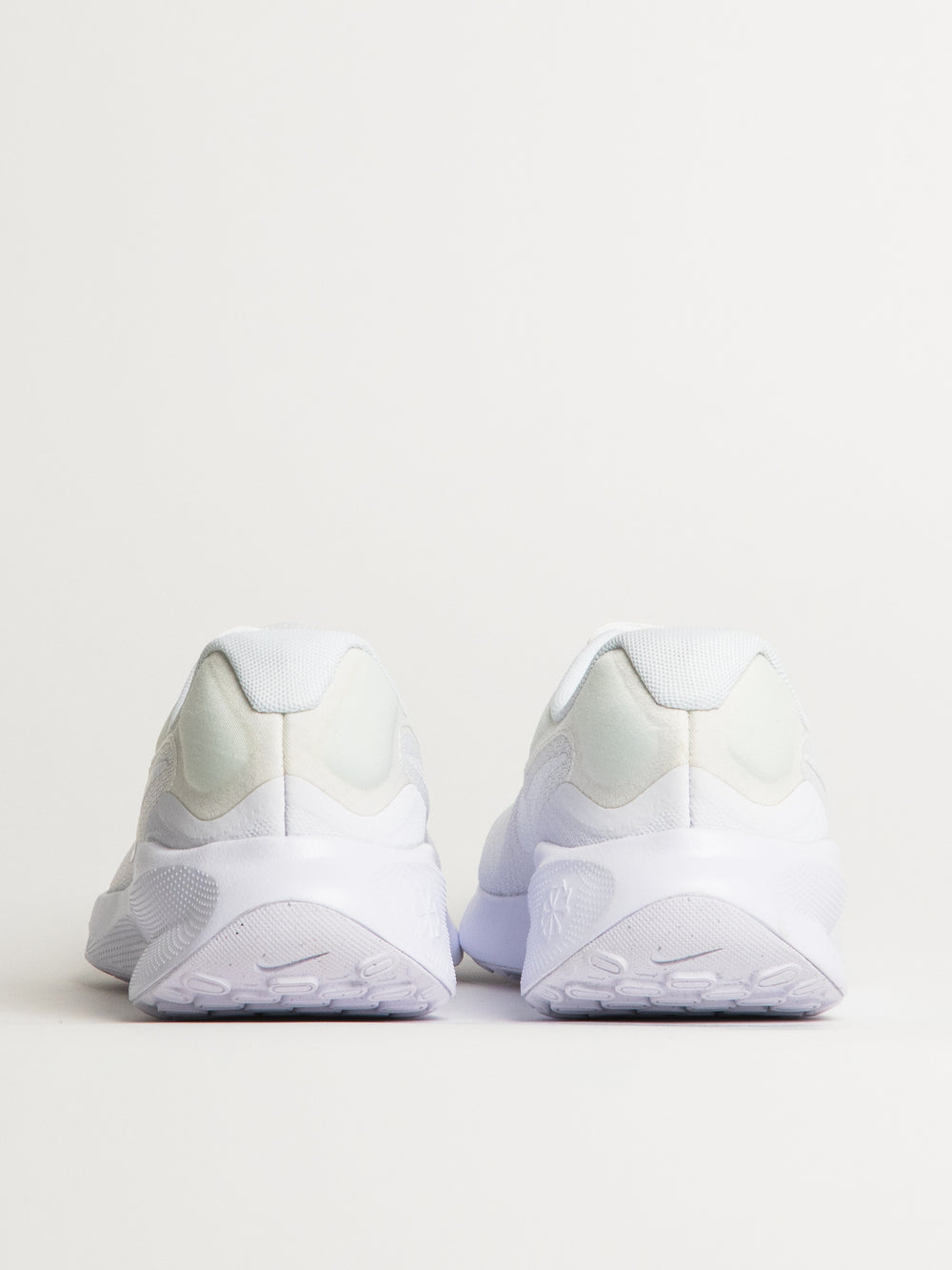 WOMENS NIKE REVOLUTION 7 RUNNING SHOE - WHITE