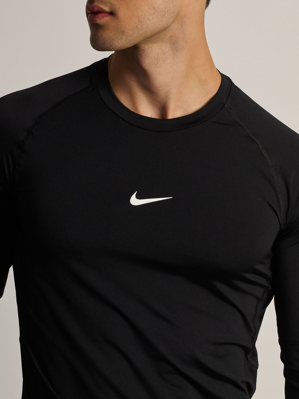 NIKE DRI-FIT LONG SLEEVE FITNESS TOP - BLACK