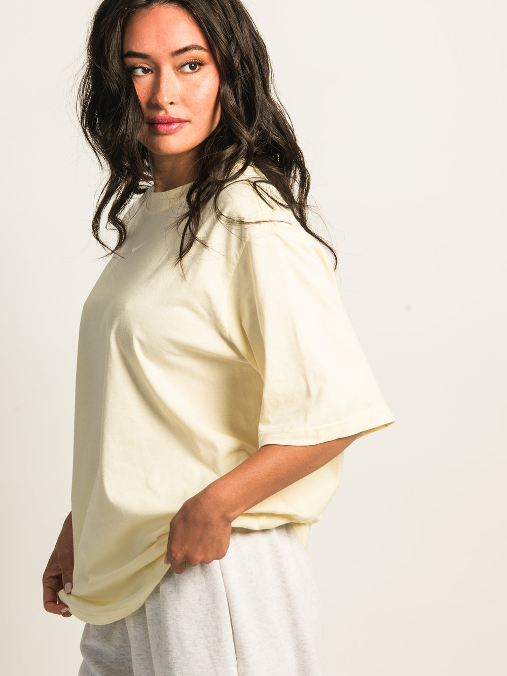 T-SHIRT NIKE SPORTSWEAR CLUB - ALABASTER