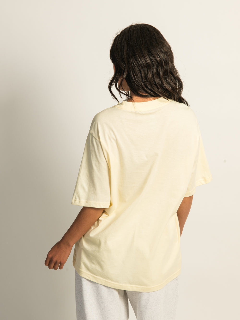 T-SHIRT NIKE SPORTSWEAR CLUB - ALABASTER