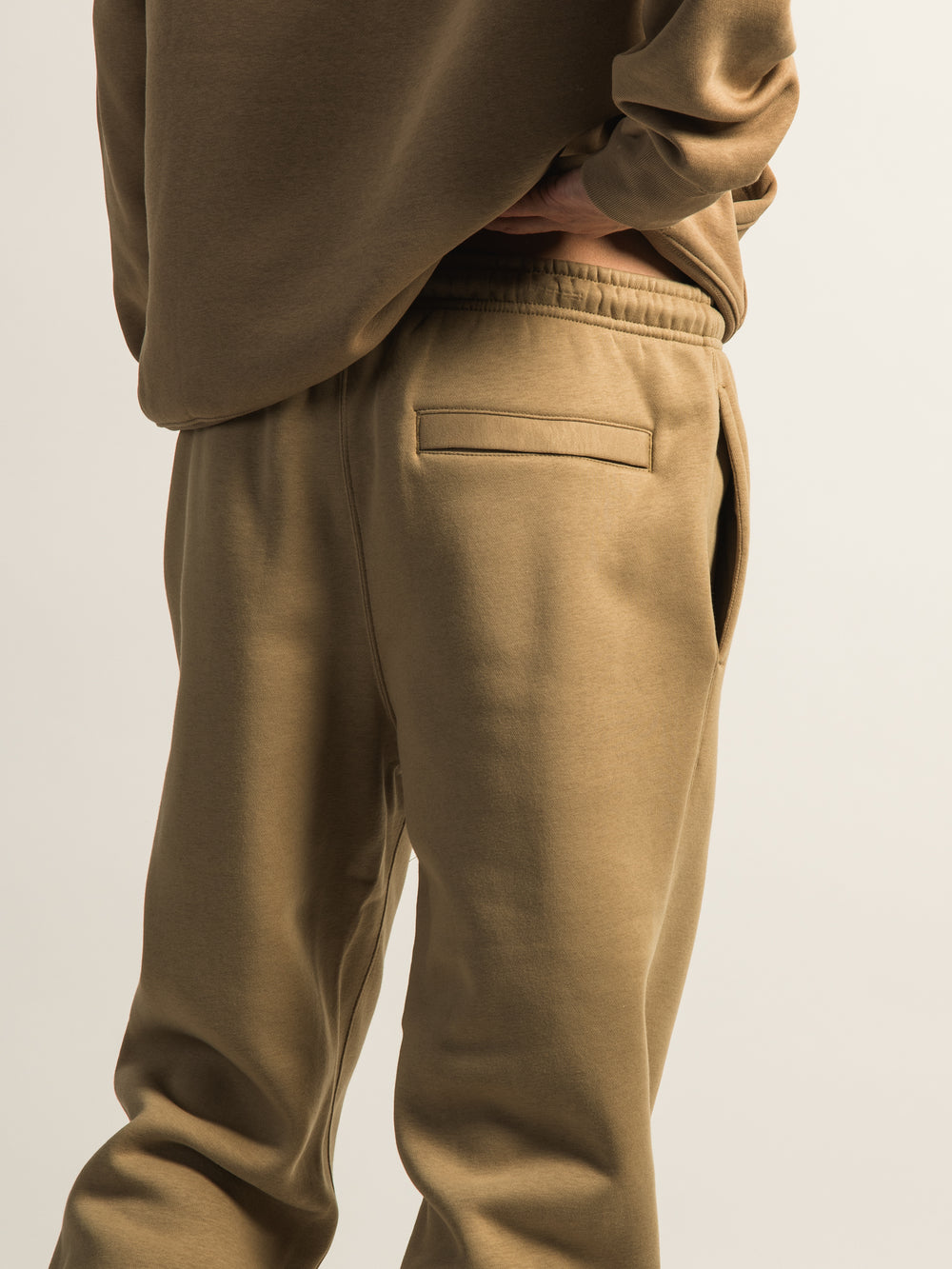 NIKE SPORTSWEAR CLUB JOGGER - BEIGE