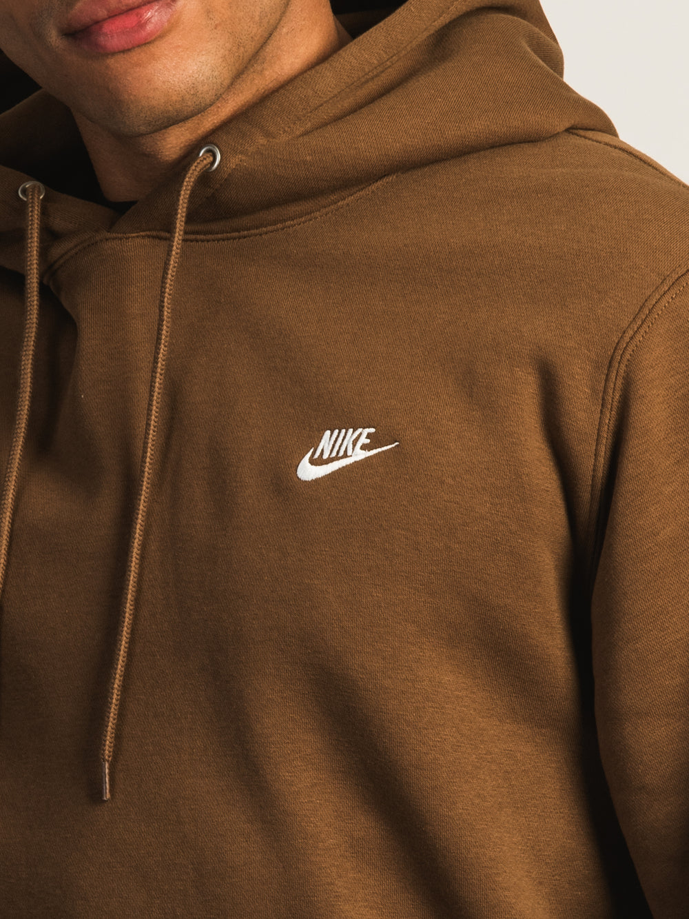 NIKE SPORTSWEAR CLUB PULLOVER HOODIE - BROWN