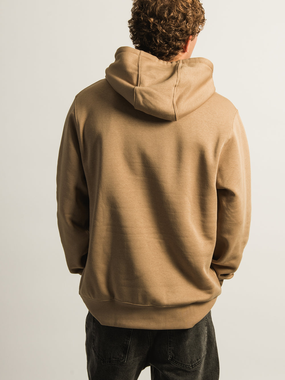 NIKE SPORTSWEAR CLUB PULLOVER HOODIE - BEIGE