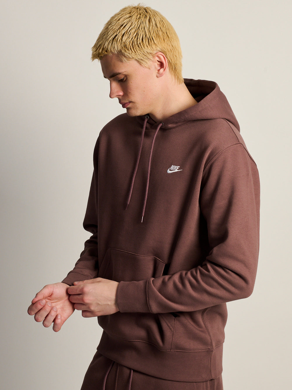 NIKE SPORTSWEAR CLUB PULL OVER HODDIE - TATTOO