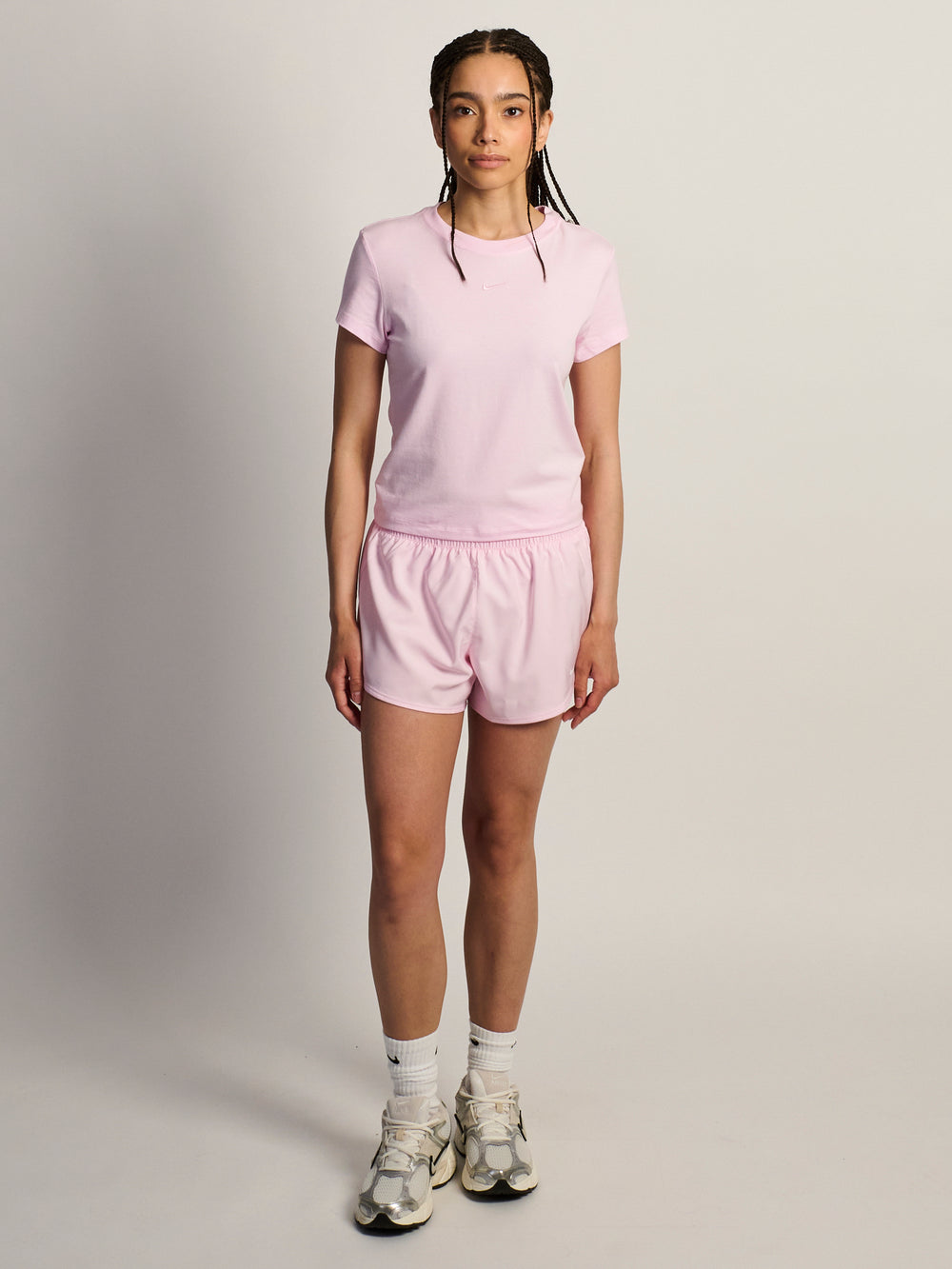 CROP TOP EN TRICOT NIKE SPORTSWEAR CHILL-ROSE