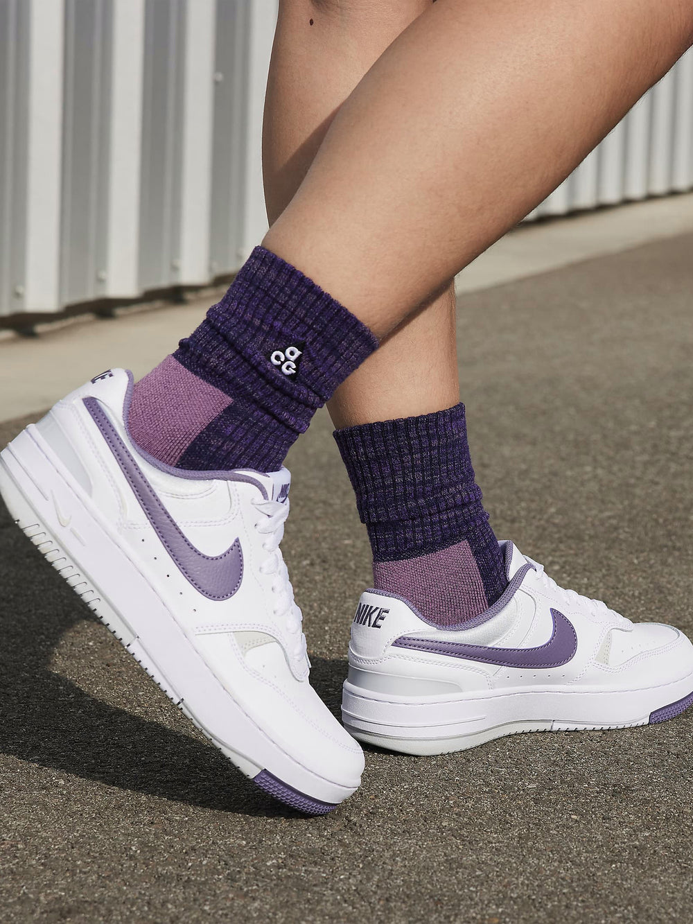 WOMENS NIKE GAMMA FORCE SNEAKER - WHITE/PURE PLATINUM/DAYBREAK