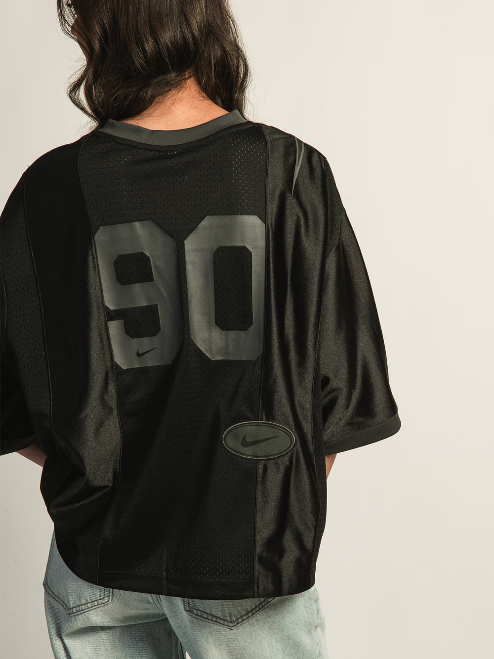 NIKE SPORTSWEAR STREET SHORT SLEEVE JERSEY - BLACK