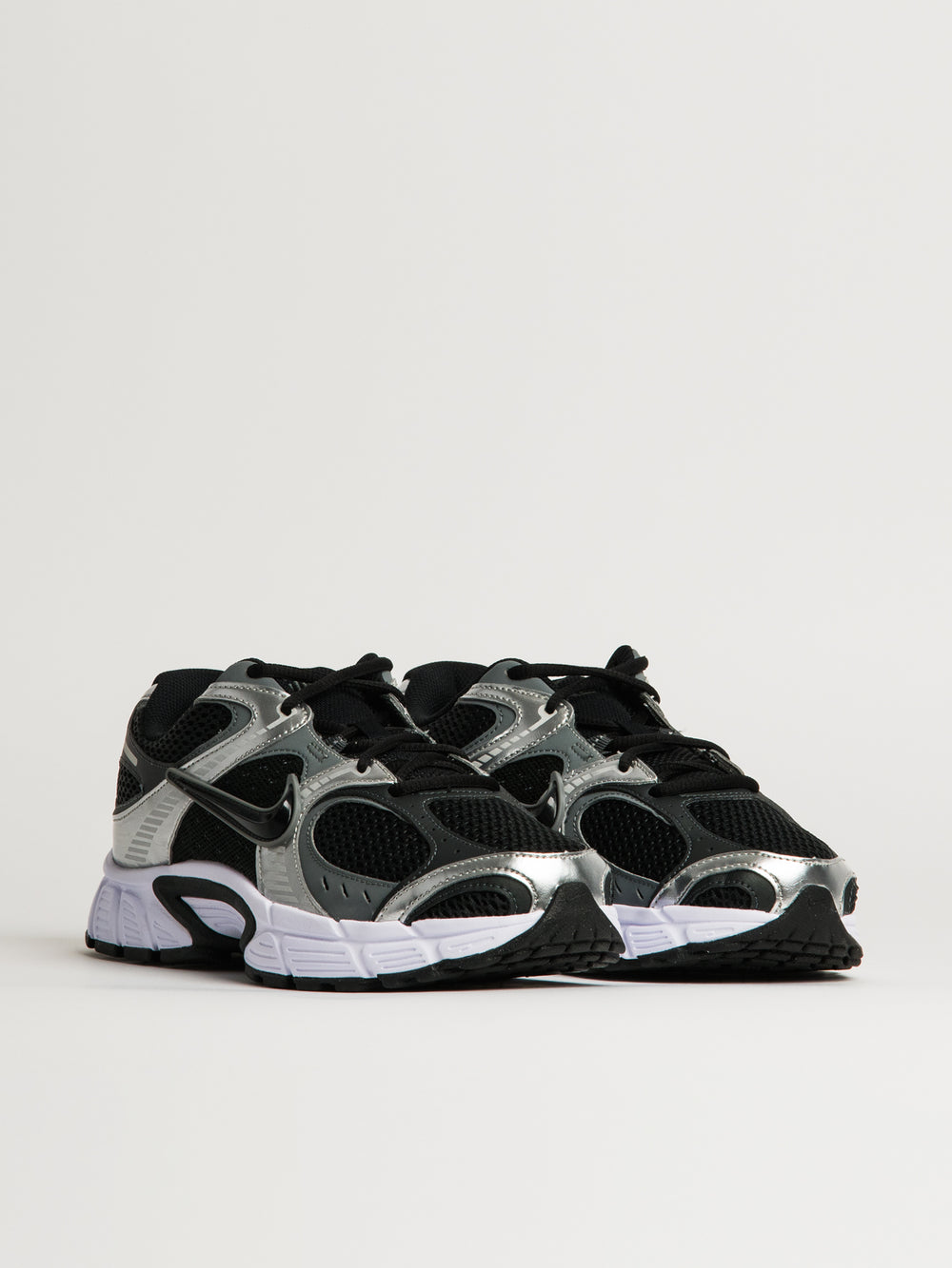 MENS NIKE V5 RNR SNEAKER - BLACK