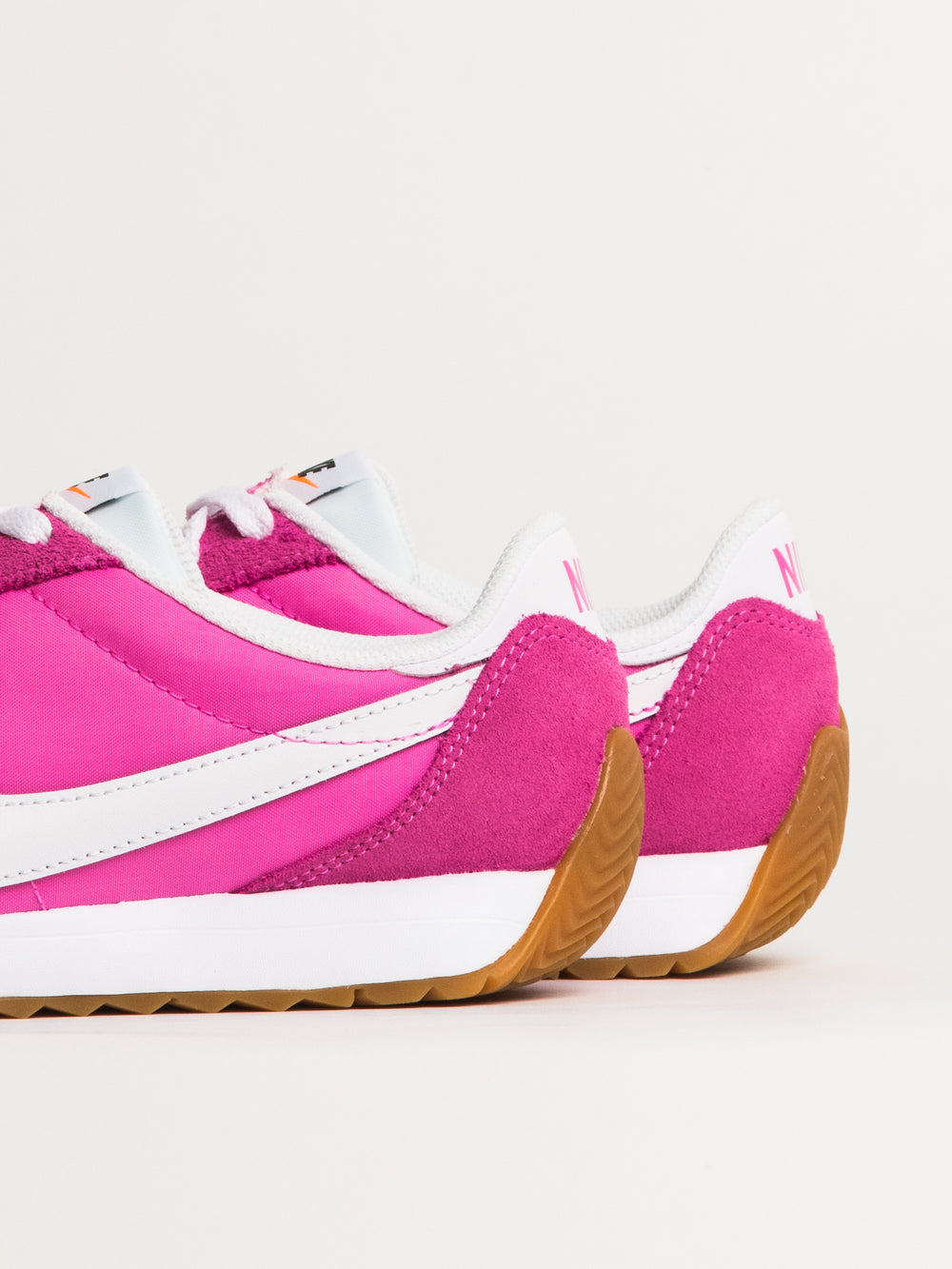 WOMENS NIKE PACIFIC SNEAKER - PINK