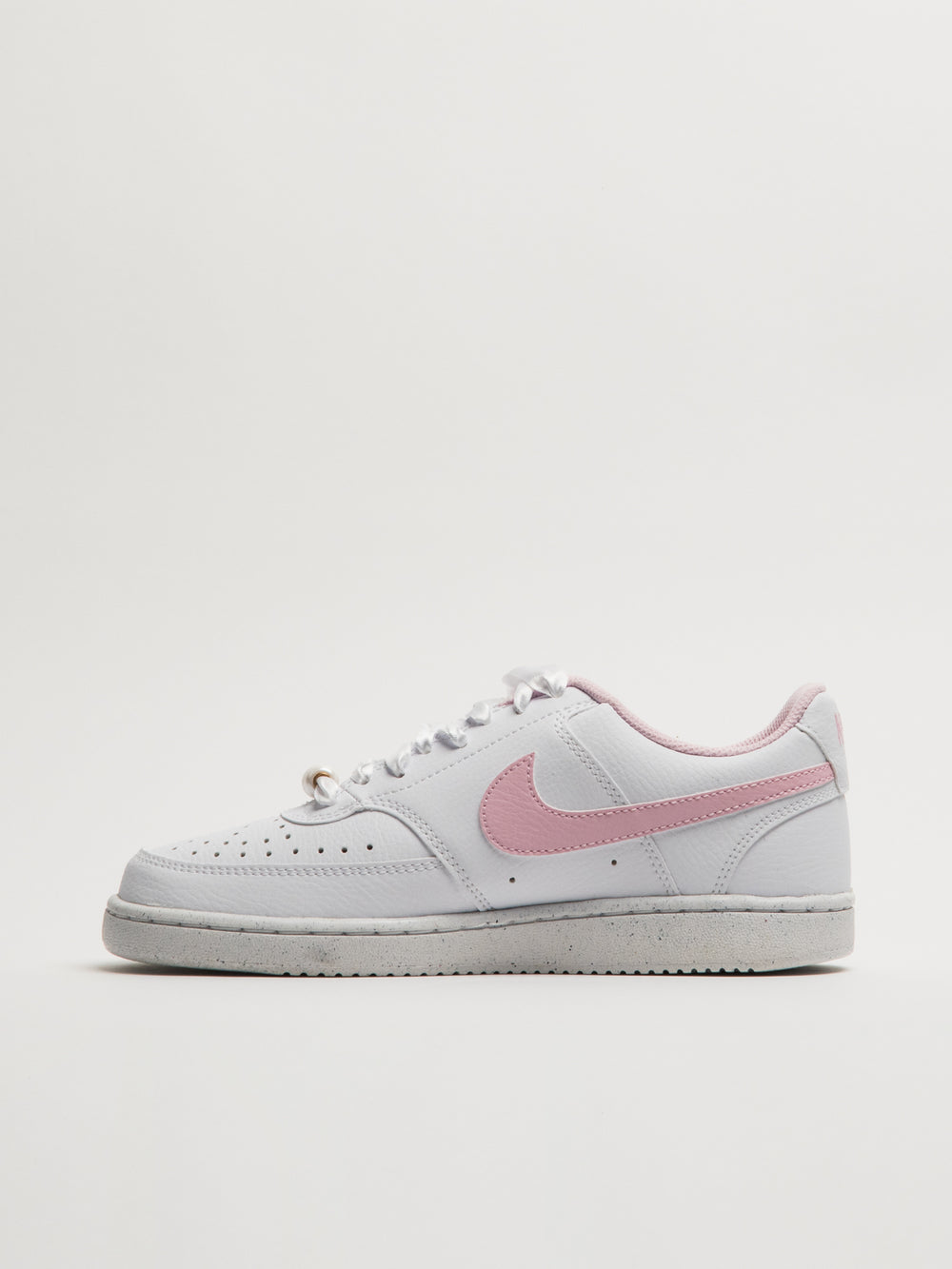 WOMENS NIKE COURT VISION LOW SNEAKER - WHITE/PINK