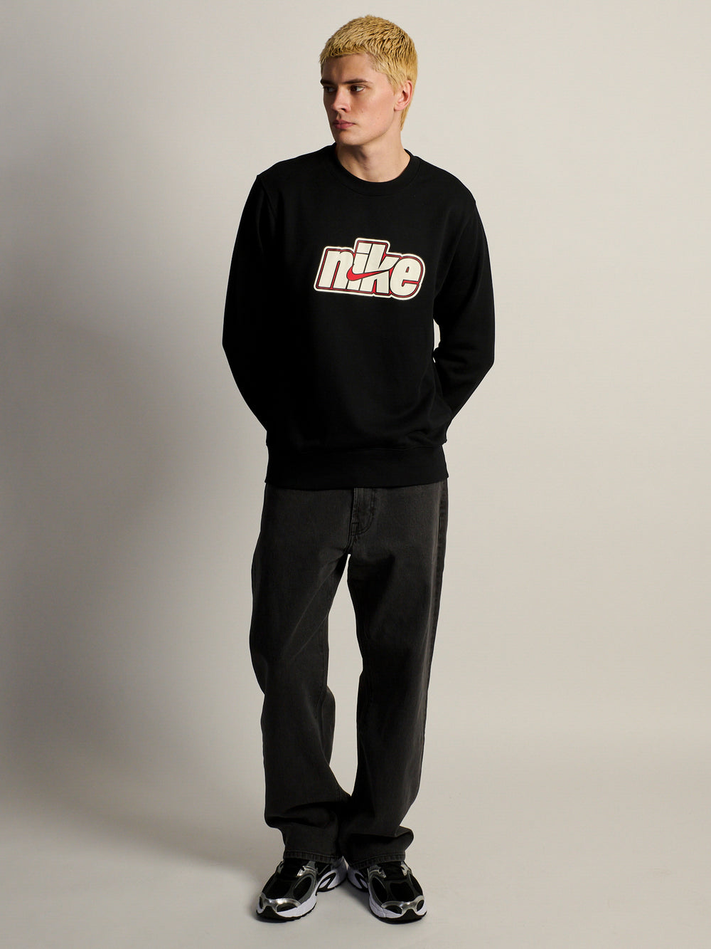 NIKE FIT CREWNECK - BLACK