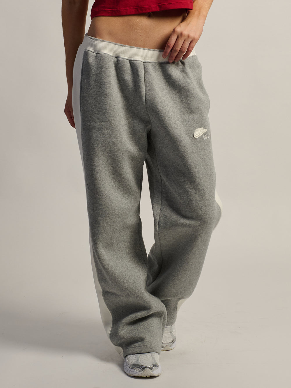 PANTALON DE SURVÊTEMENT EN POLAIRE NIKE STUDIO