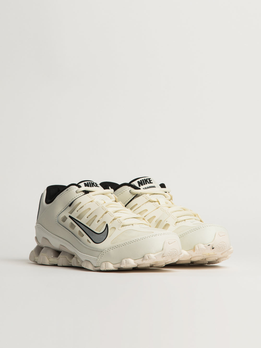 NIKE REAX 8 TR FEMME