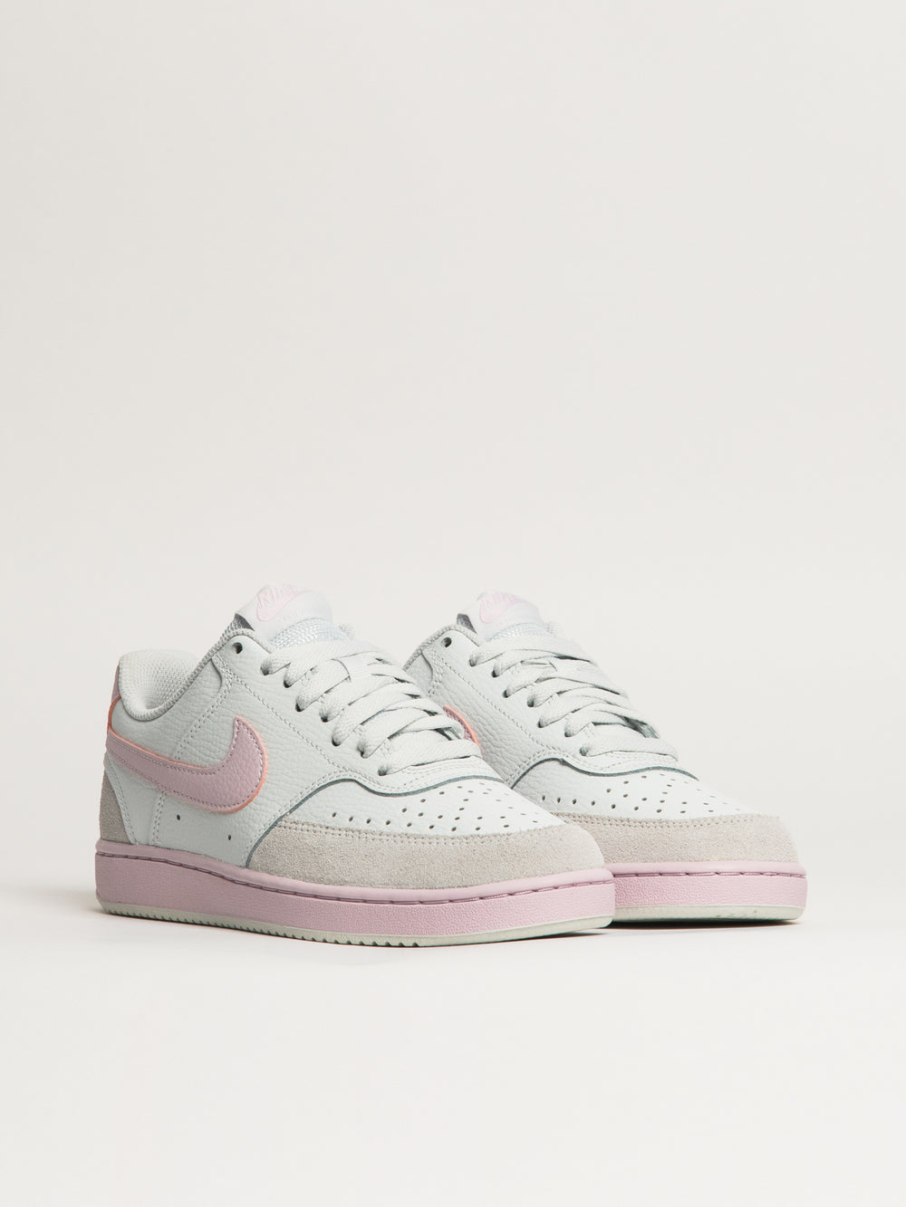 SNEAKER NIKE COURT VISION LO EN DAIM POUR FEMME - BLANC/ROSE