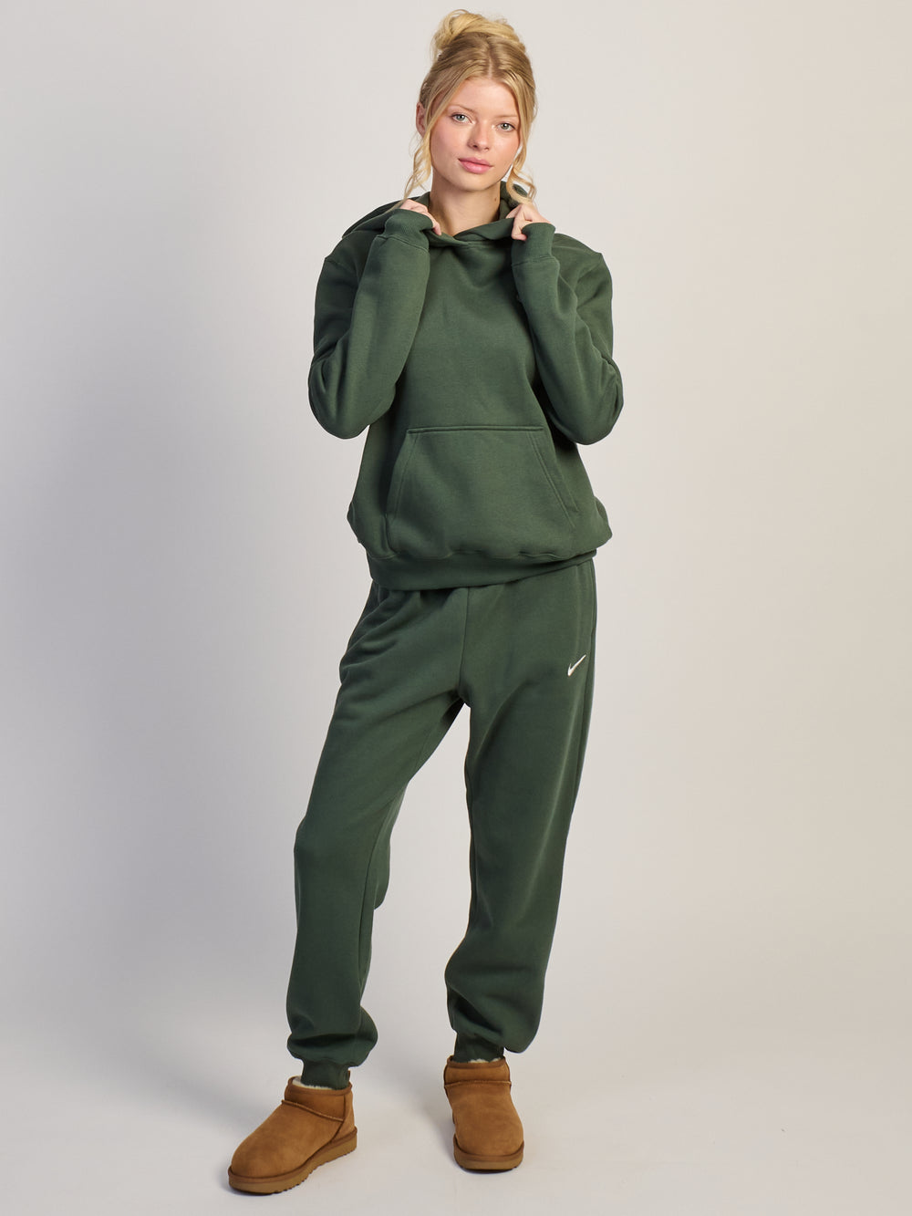 NIKE MID RISE JOGGERS - CAMO