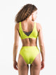 NIKE NIKE SNEAKERKINI SCOOPNECK TOP - CLEARANCE - Boathouse