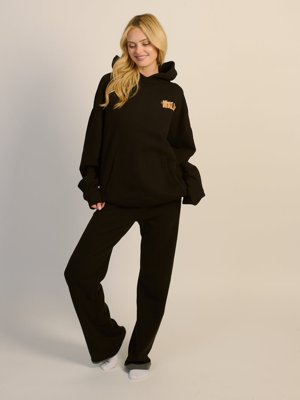 HOODIE AMPLE