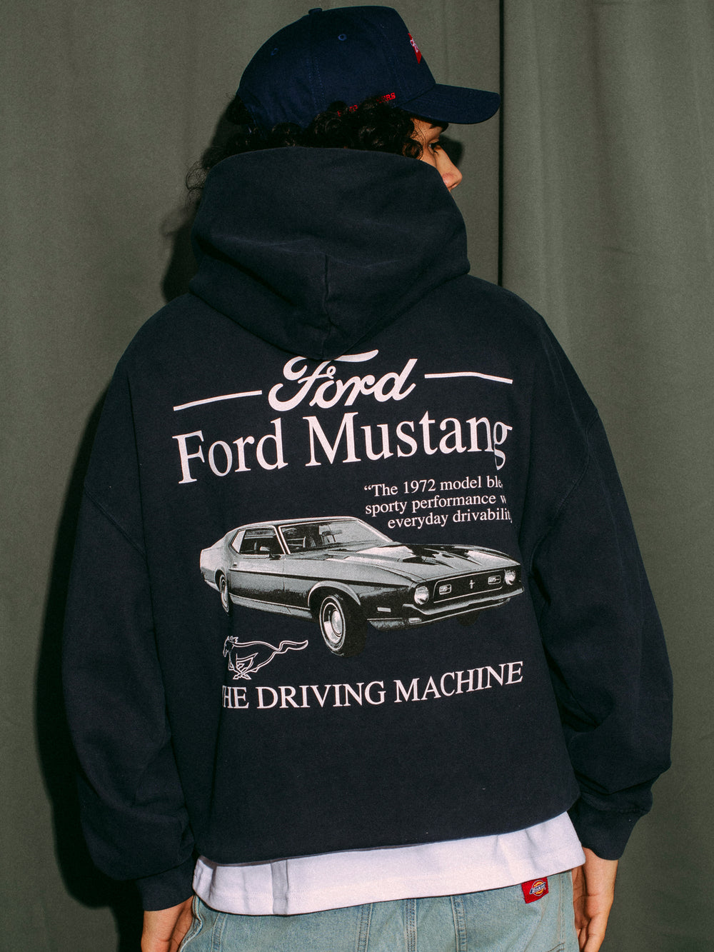 FORD MUSTANG RELAXED HOODIE