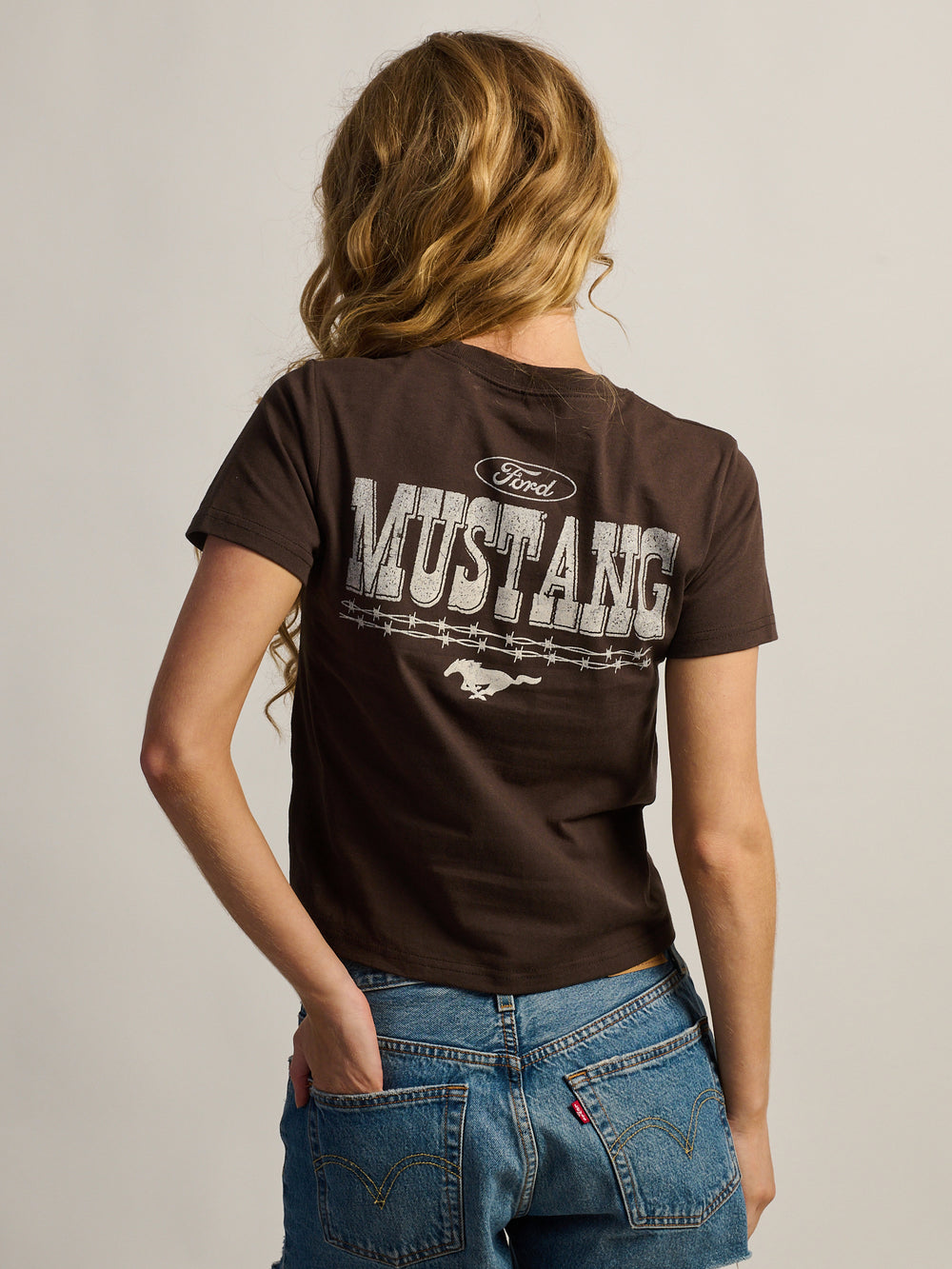 T-SHIRT BOXY MUSTANG