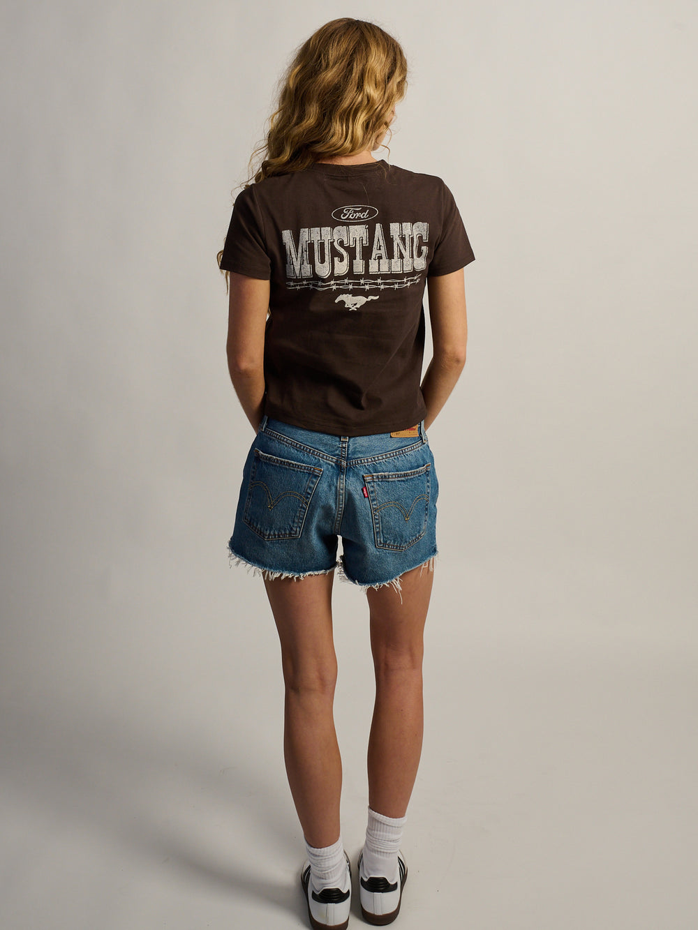 T-SHIRT BOXY MUSTANG