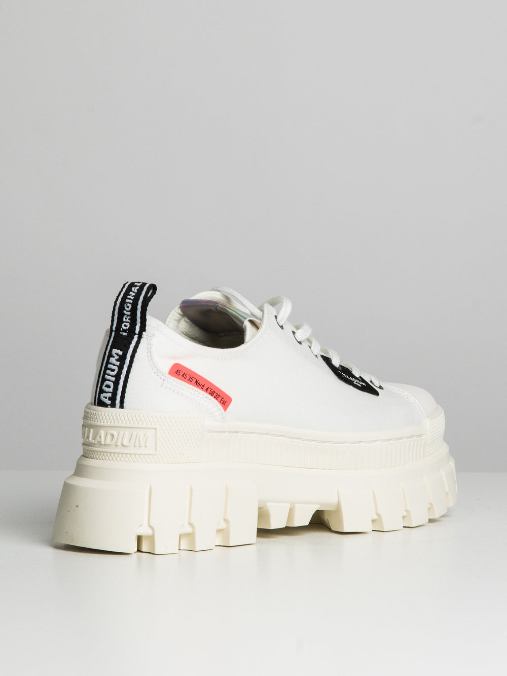 WOMENS PALLADIUM REVOLT LO TX - CLEARANCE